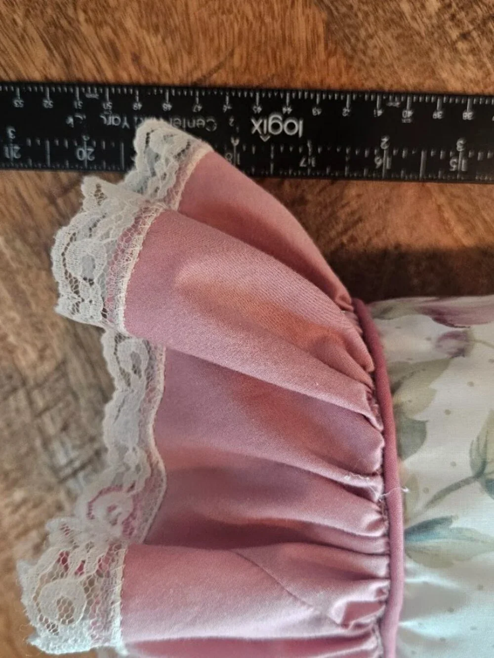 Vintage Shabby Chic Rose Floral Heart Bolster Pillow Set Mauve Ruffle Lace Trim